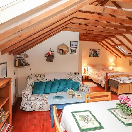 Ryan's Loft Apartment